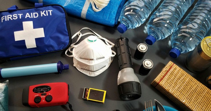 kit di sopravvivenza europeo