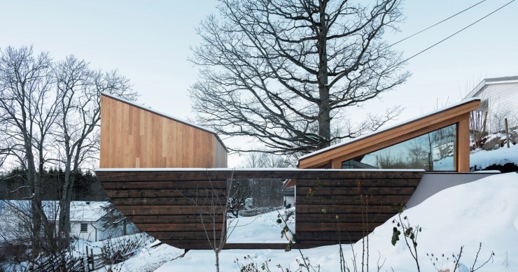 La Folly Fair Hill está diseñada por Rever & Drage y se ubica en Asker, al suroeste de Oslo.