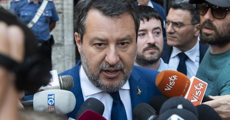 Fisco, Salvini: togliere la prima casa dal calcolo dell'Isee