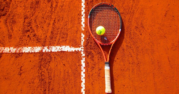 Campo da tennis condominiale