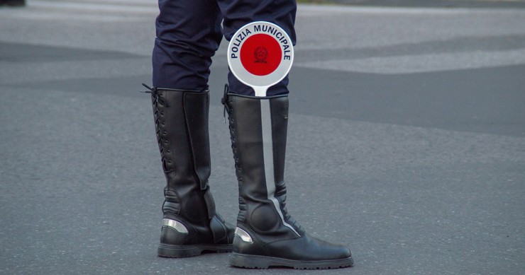 Vigili urbani e abusi edilizi