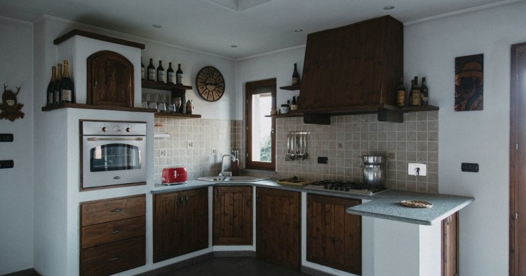 Un esempio di cucina in muratura
