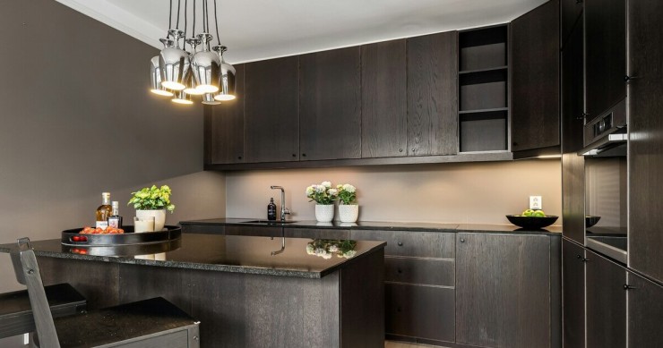 Luci a sospensione sopra la zona pranzo