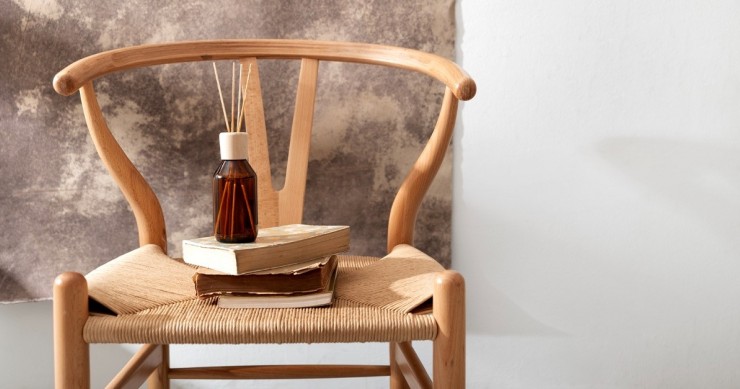 La sedia CH24 di Hans Wegner, detta Wishbone Chair