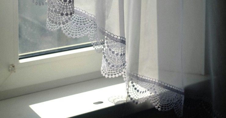 tende con vecchie lenzuola