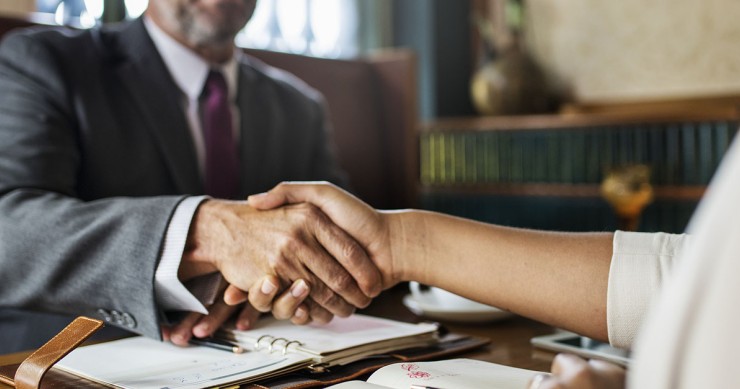 Patrocinio gratuito e condominio