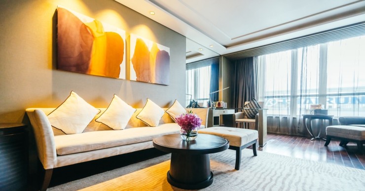 casa illuminata senza lampadario