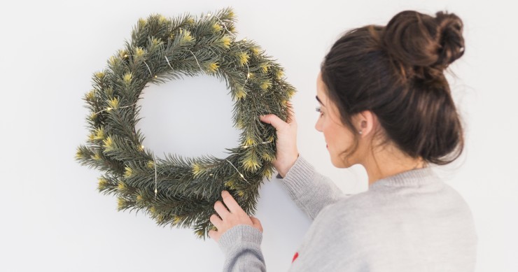 come addobbare l'ingresso di casa per Natale