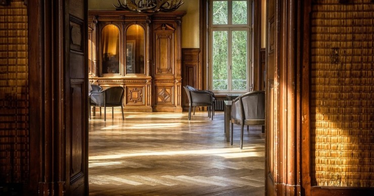 pavimento in parquet in salone