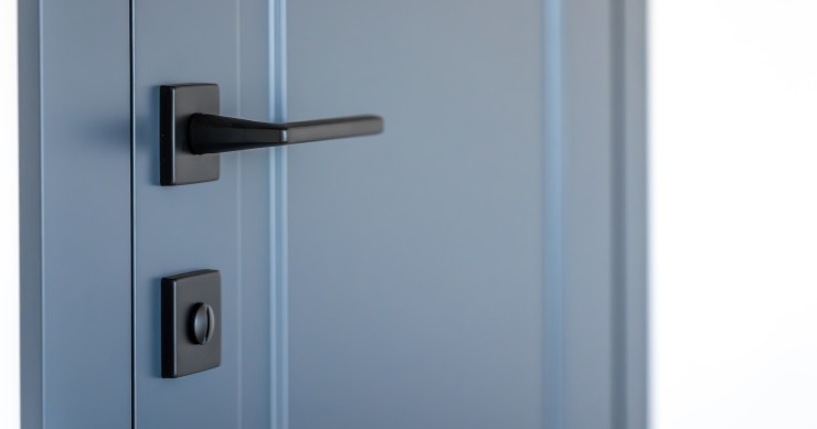 come abbinare le maniglie delle porte