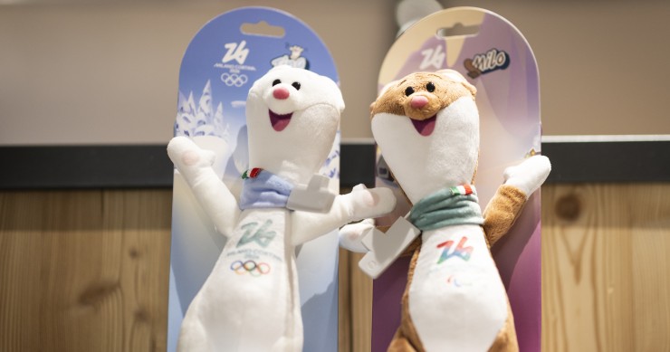 mascotte olimpiadi 2026 