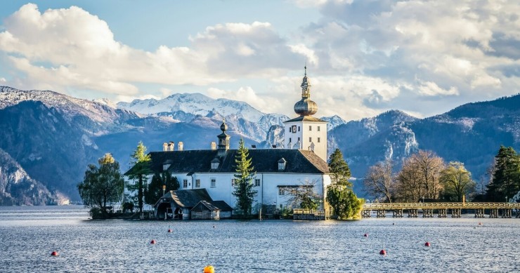 Schloss Ort in austria