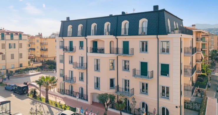 Appartamenti ristrutturati con ascensore