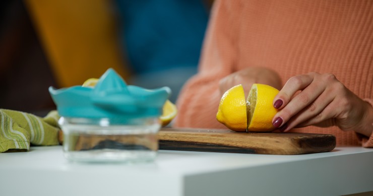 mettere un limone vicino al letto