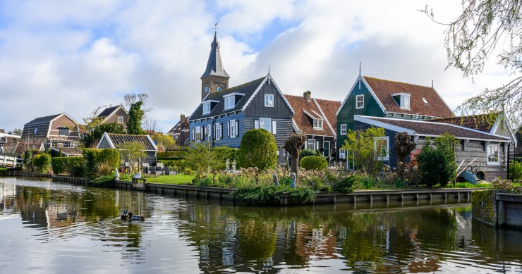 Marken