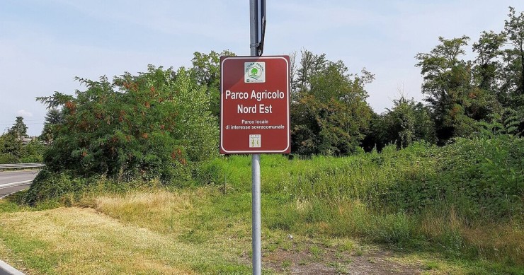 L'insegna del Parco Agricolo Nord Est
