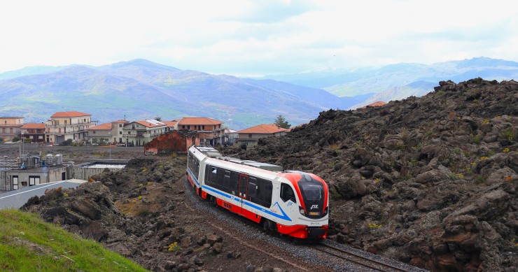 trenino dell'etna