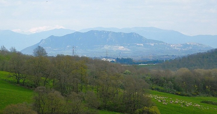 Il Monte Soratte, a pochi chilometri da Roma