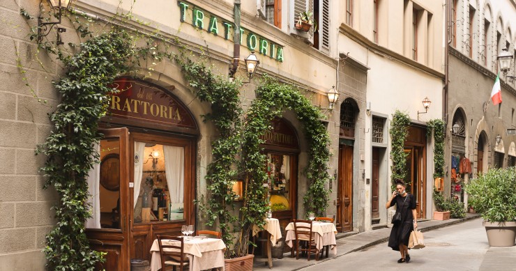Manger comme un Italien : 10 erreurs que font tous les touristes français au restaurant