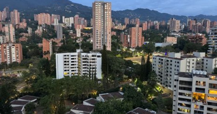 Come Medellín ha tagliato 2°C di caldo urbano con 6 dollari a testa