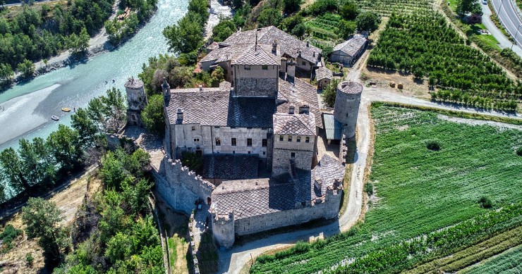 Castello Sarriod de La Tour