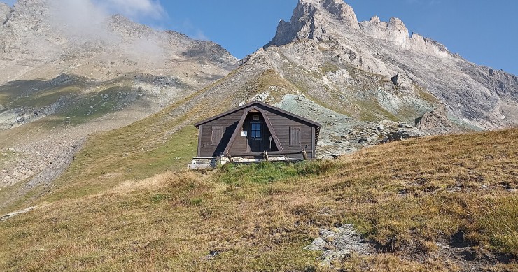 cos'è un bivacco di montagna