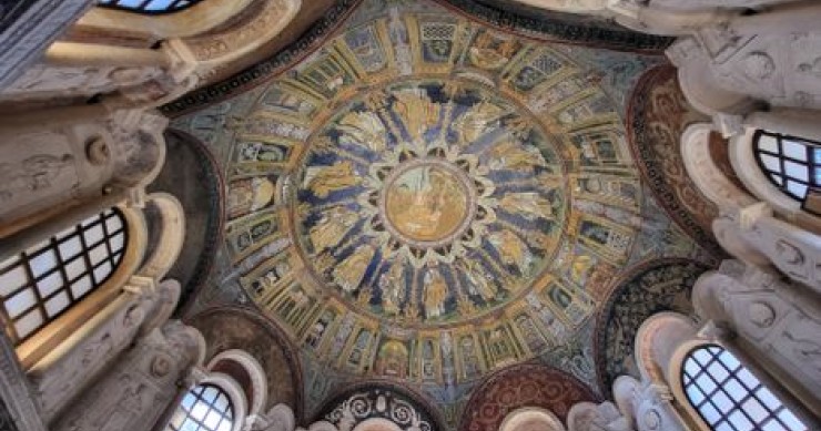 Ravenna, capitale dei 3 imperi: 7 tappe tra mosaici e Dante