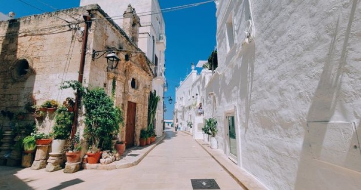 Vico del Gargano, il borgo pugliese che profuma d’arance d’inverno