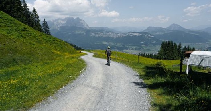Alpi in gravel: 3 itinerari iconici tra Francia, Svizzera e Tirolo
