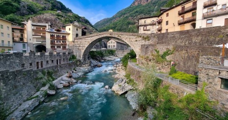 Pontboset, 180 abitanti: il borgo più virtuoso d’Italia 2025