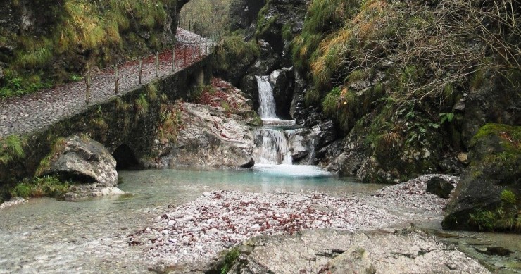 val vertova