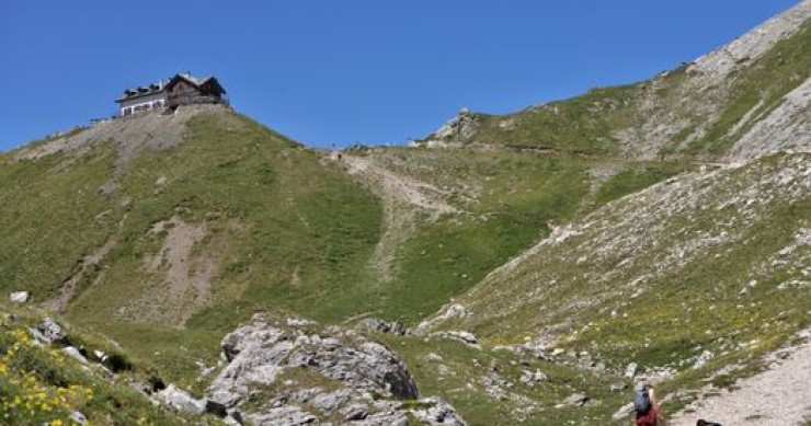 Passo Cinque Croci: balcone del Trentino tra panorami e trincee