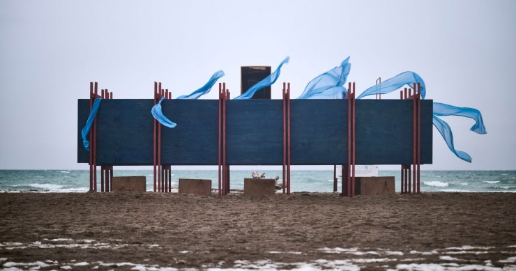 Il festival Canadian Winter Stations si è svolto a Woodbine Beach, a Toronto