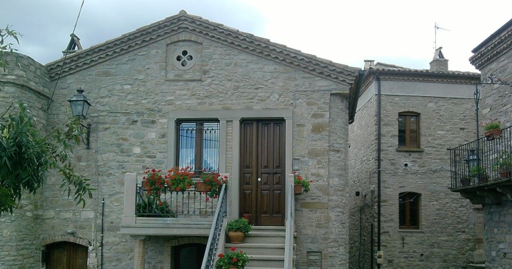 Guardia Perticara: il borgo di pietra che ha stregato il cinema