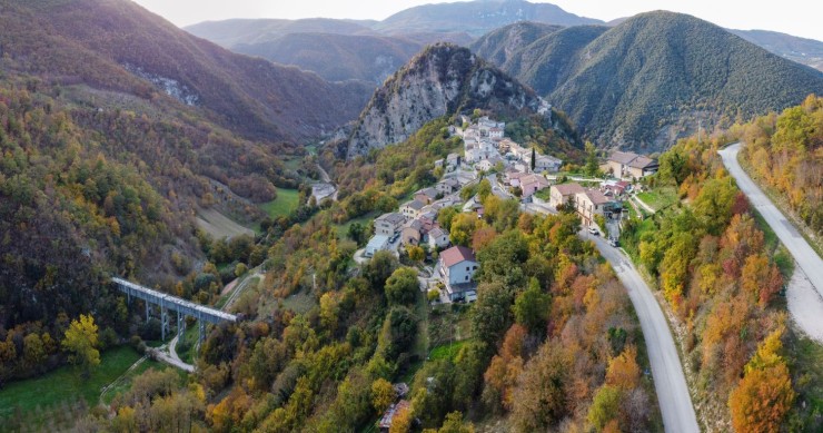 Tartufo e borghi: le mete d’autunno da segnare subito