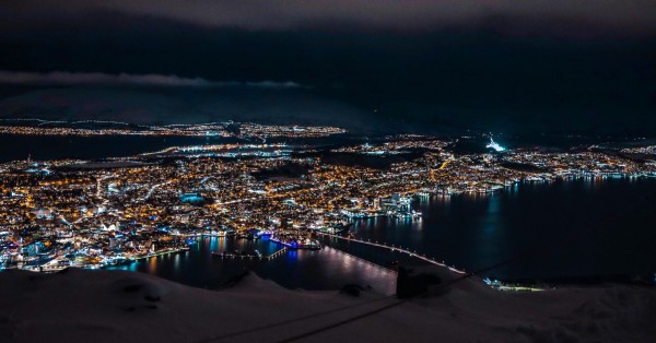 Queste sono le 5 città dove è sempre notte per mesi