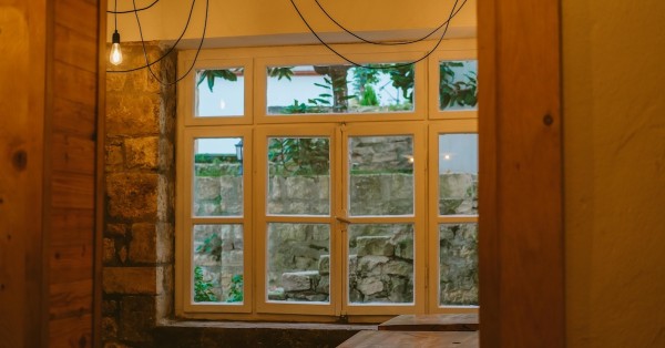 Gli infissi di casa sono stati montati male: ecco cosa bisogna fare