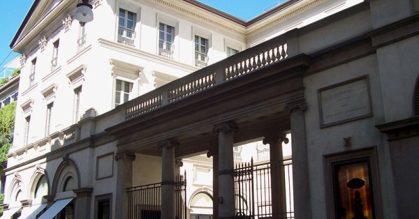 Un imprenditore brasiliano acquista un pezzo di storia del Risorgimento: Palazzo Taverna a Milano