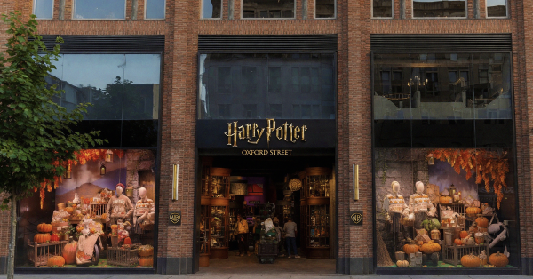 Hogwarts arriva a Oxford Street: Warner Bros. apre il suo più grande negozio di Harry Potter nel Regno Unito