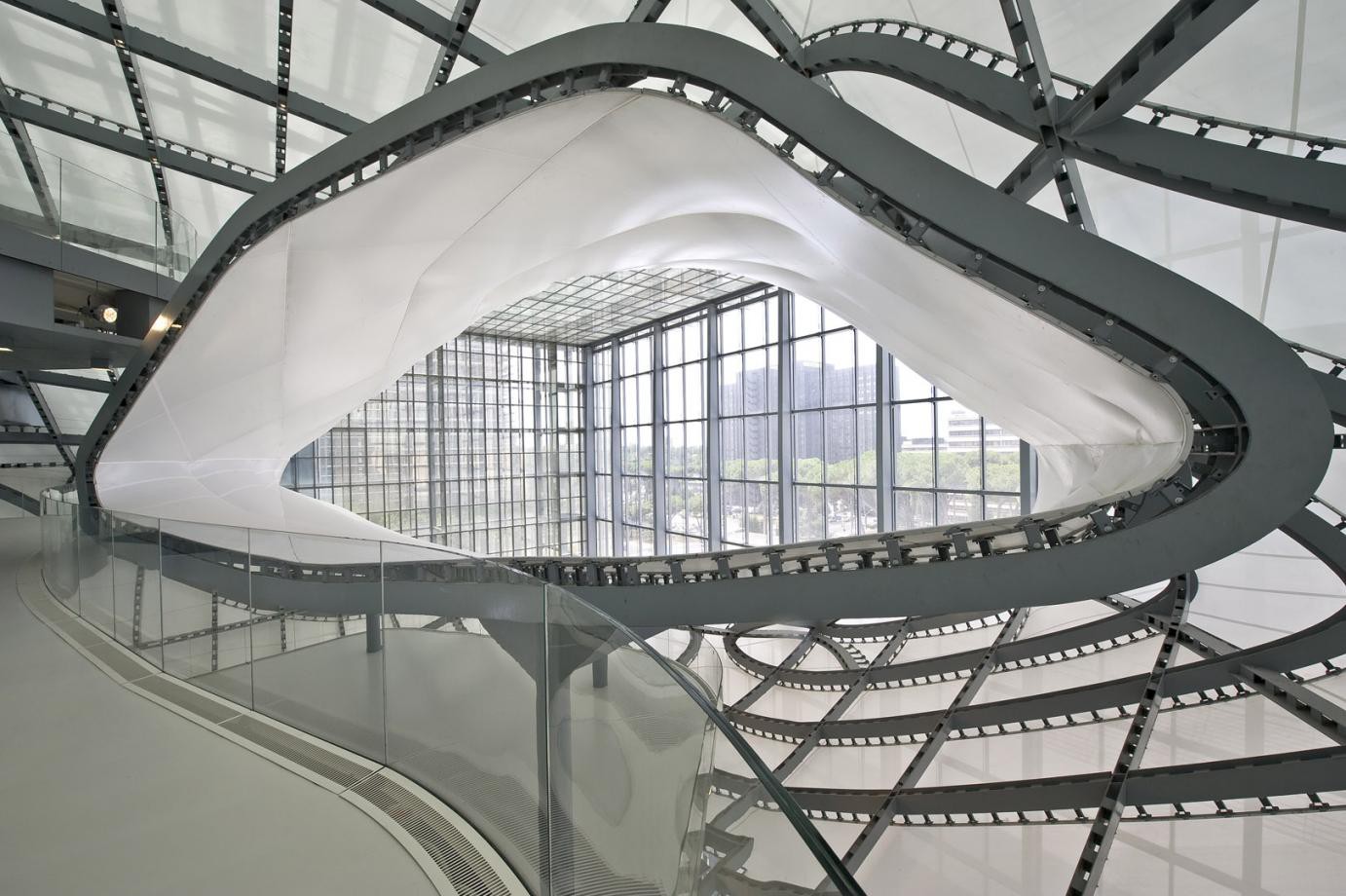 Inaugurata la Nuvola di Fuksas, il nuovo centro congressi di Roma Eur (foto e video) — idealista Inaugurata la Nuvola di Fuksas, il nuovo centro congressi di Roma Eur (foto e video) — idealista