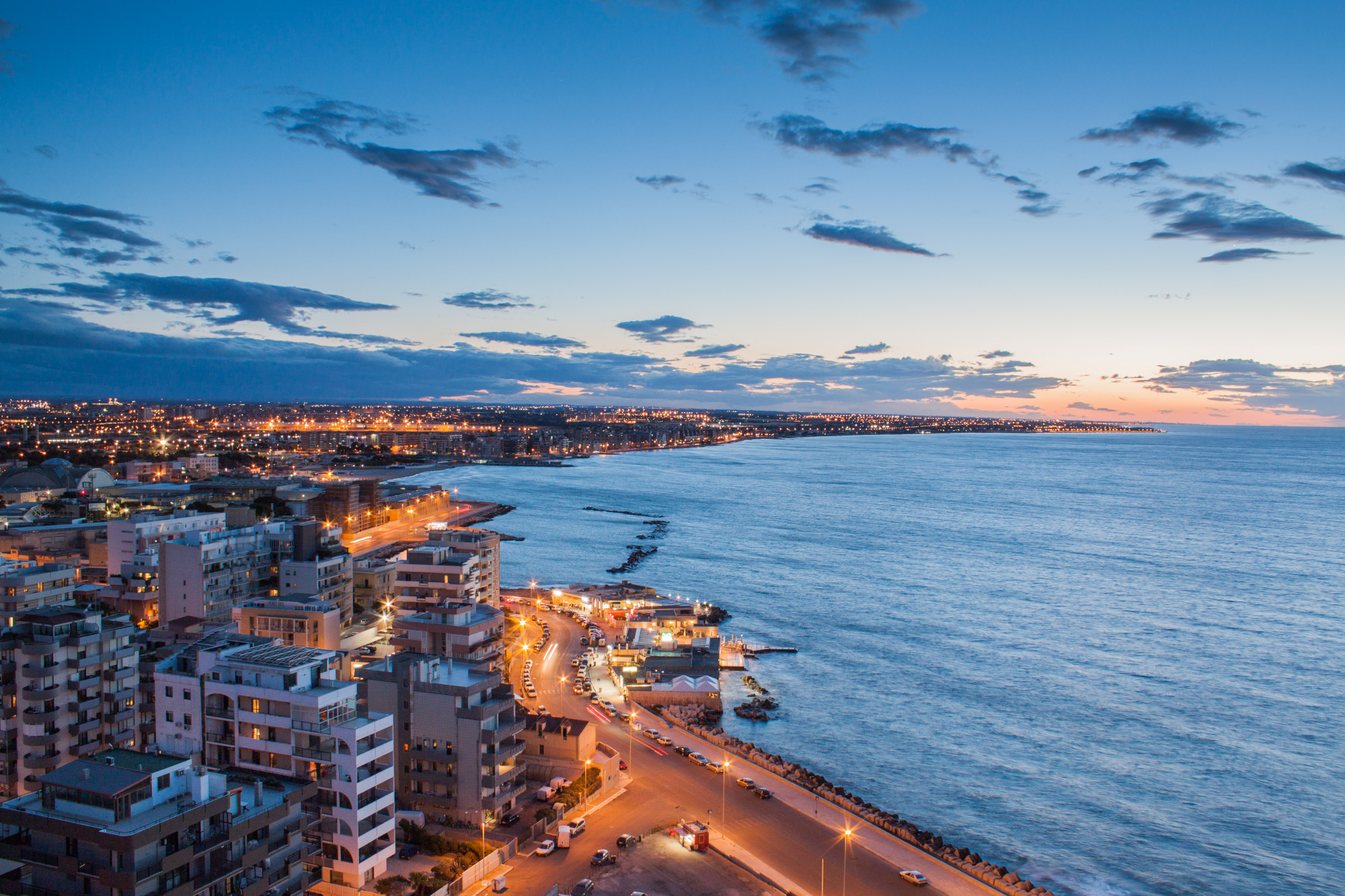 Né Qui Né Altrove Una Notte A Bari