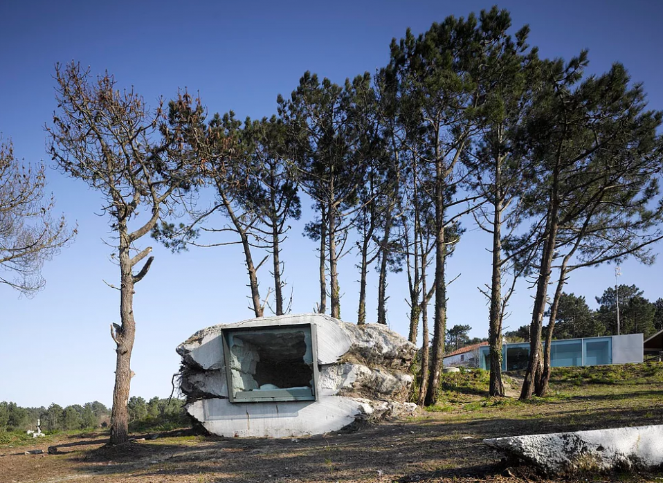 Si trova nella Costa della Morte, in Galizia