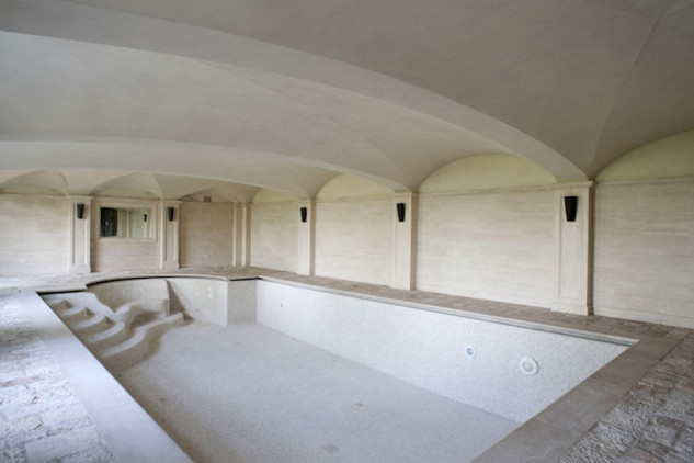 Piscina / Furbatto Immobili