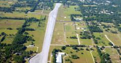 La pista di atterraggio della casa in Florida