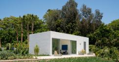 shed-house-welcome-projects-residential-usa-staudenmaier_dezeen_2364_col_1