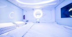 Dormire nel primo capsule hotel spagnolo senza rinunciare al lusso
