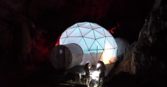 È in Spagna ma sembra Marte: la grotta sui monti della Cantabria replica il Pianeta Rosso