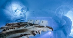 Ice Hotel, l’incredibile struttura di ghiaccio da cui godersi l’aurora boreale