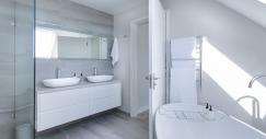 Bagno piccolo bianco