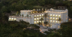 Questo hotel con centro termale nell’Isola di Ischia è in vendita all’asta su idealista